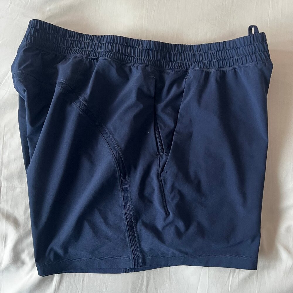 lululemon - Men's Pacebreaker Short - 5" inseam - Linerless - Dark Blue Size XL